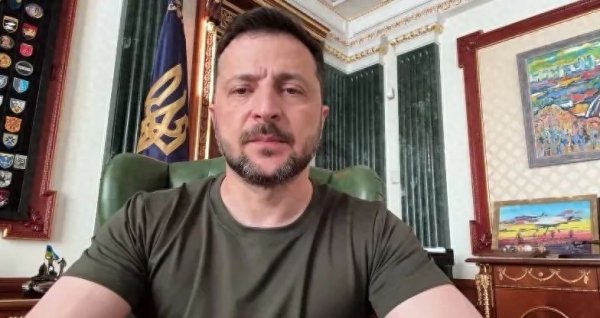 匠心智策 乌克兰遭俄罗斯大规模空袭！泽连斯基：将继续在俄领土开展无人机作战