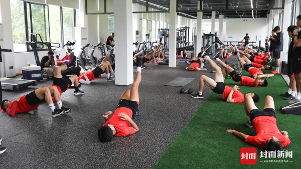 财盈策略 成都蓉城双线出击：保投入稳军心 拼联赛冲亚冠！